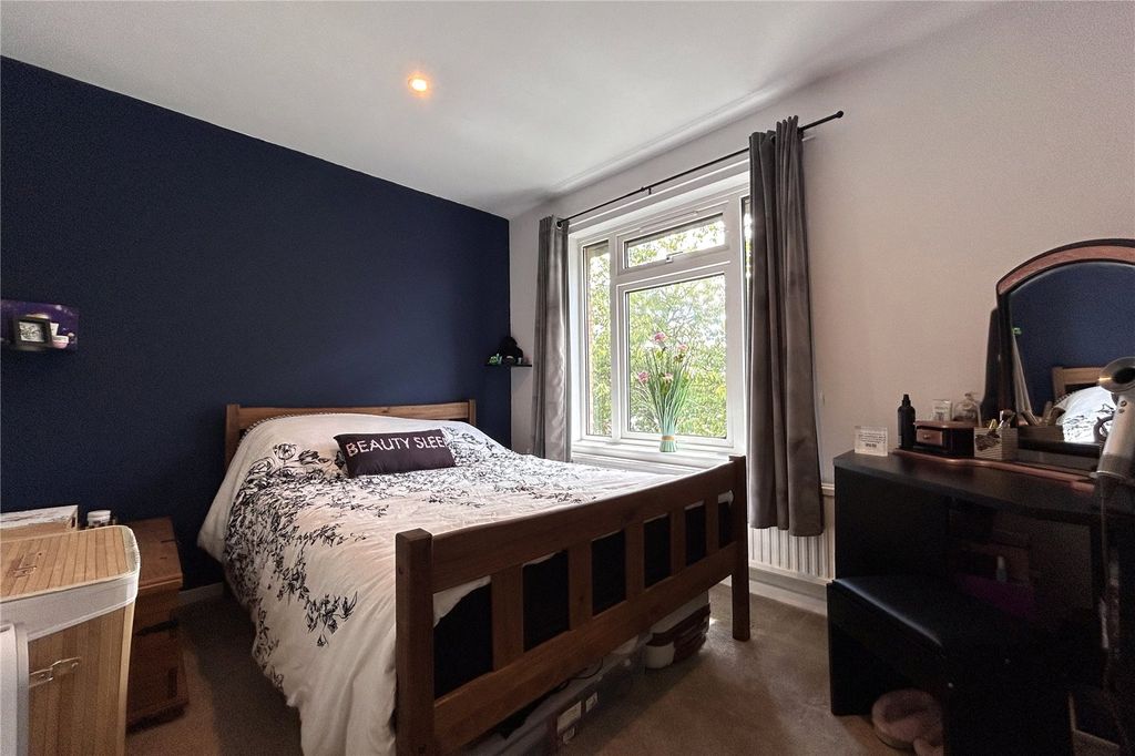 Property photo 2 of 10 Picture No. 01