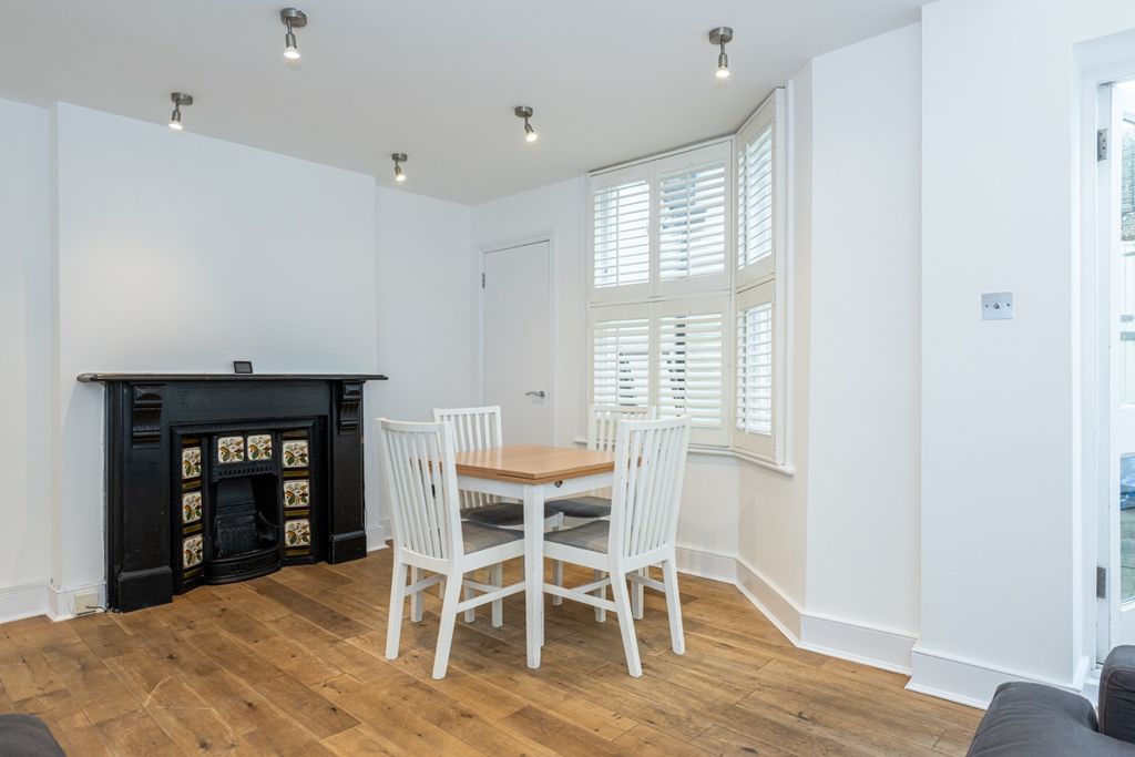 Property photo 2 of 23 4469434