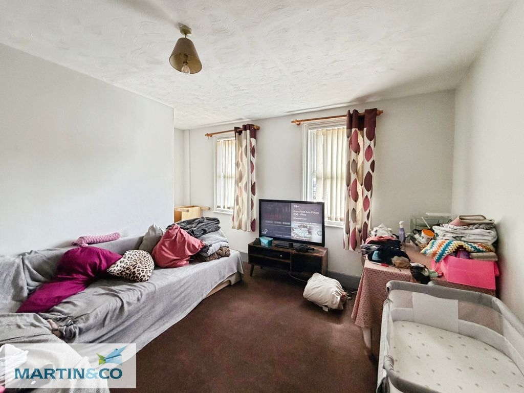 Property photo 3 of 9 7F5ee6c6--4258-8566-138Cac402Db1-15104-00000509Fa3