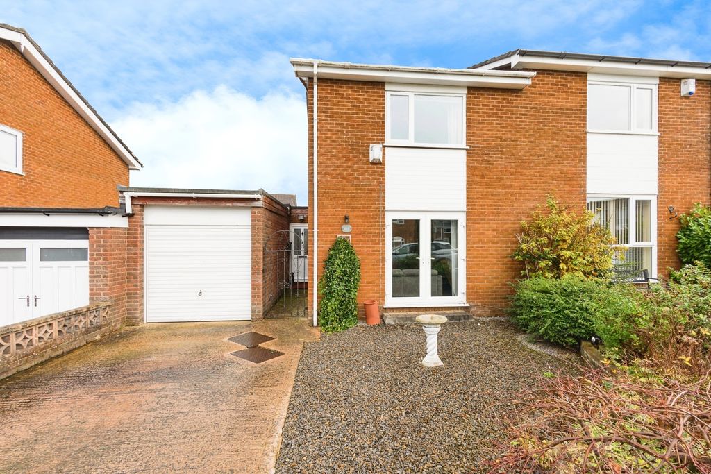 Property photo 1 of 10 External