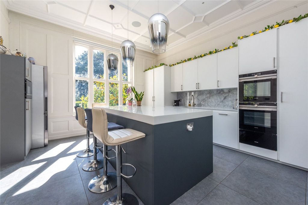 Additional image 4 of 3 bed flat for saleWestcott Road, Dorking, Surrey RH4