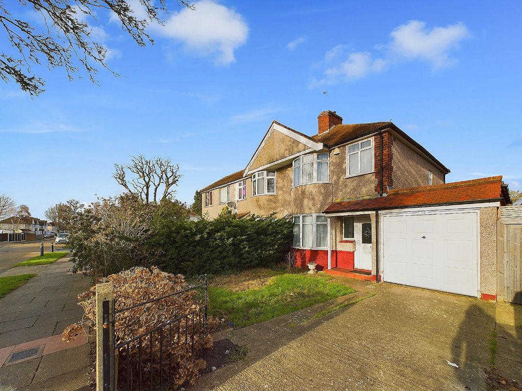 Property photo 1 of 17 2886560