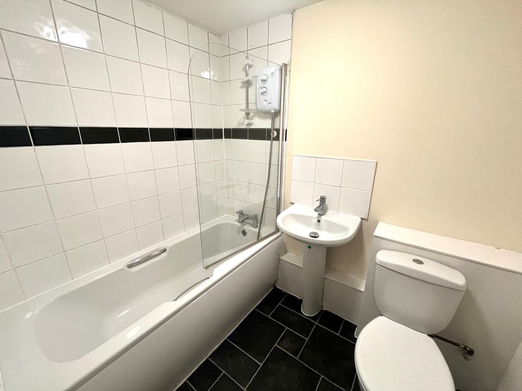 Property photo 2 of 4 Image