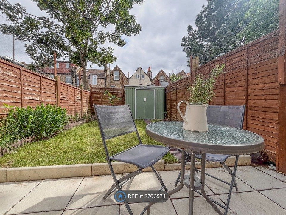 Property photo 1 of 14 Garden