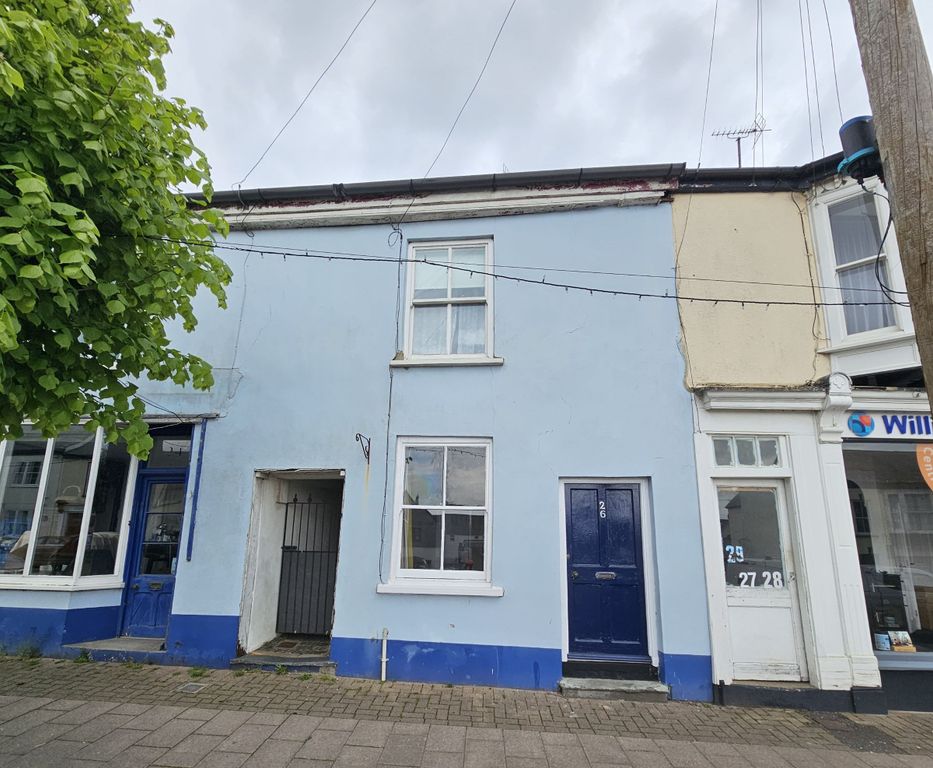 Property photo 1 of 12