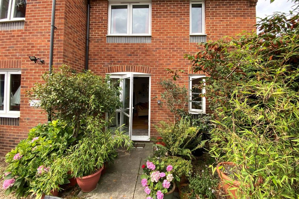 Property photo 1 of 13