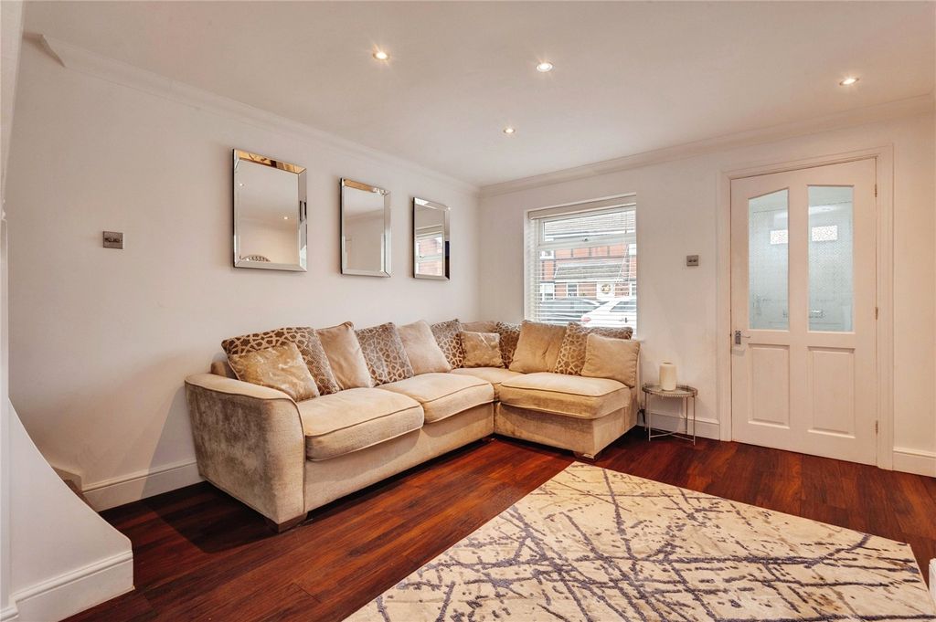 Property photo 3 of 17 Picture No. 06