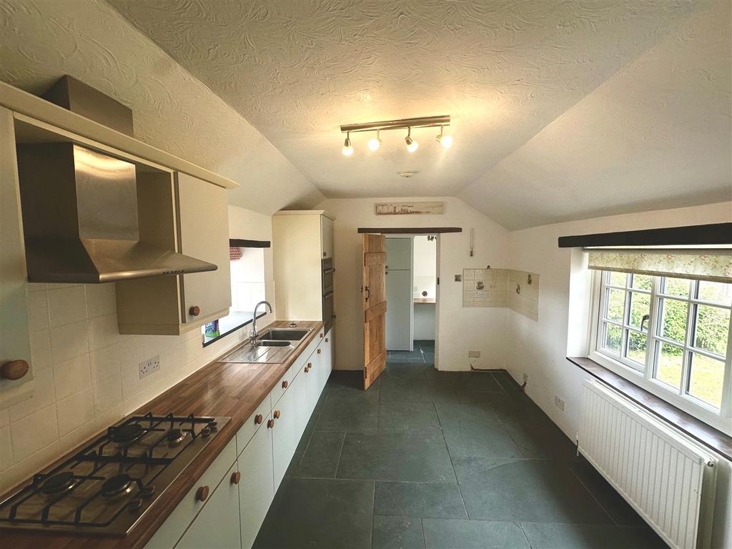 Property photo 3 of 7 7.Jpg