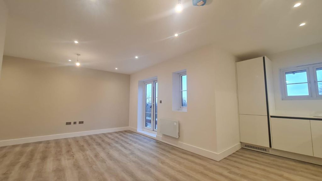 Property photo 3 of 14 Living Room