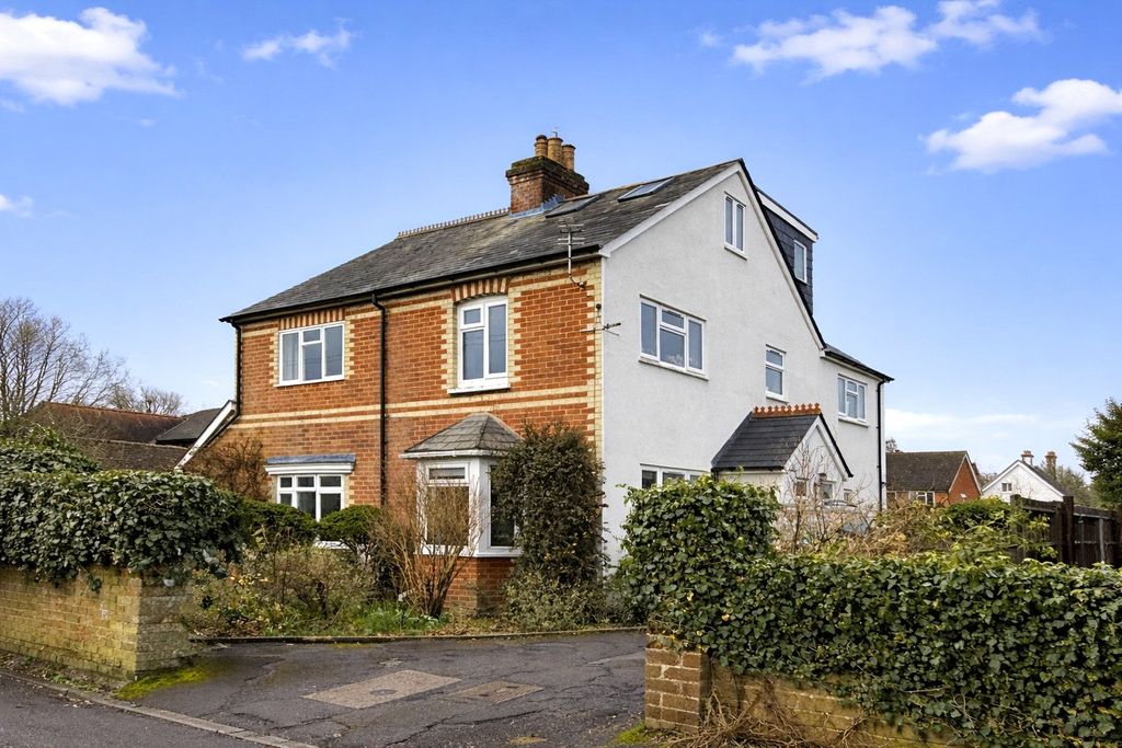 Property photo 1 of 18 Picture No. 21