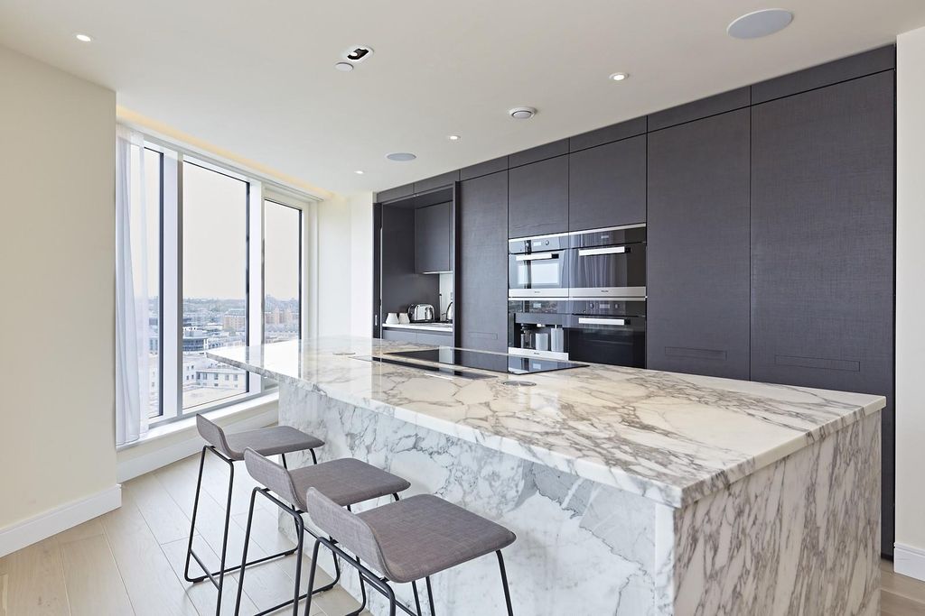 Property photo 2 of 11 Image