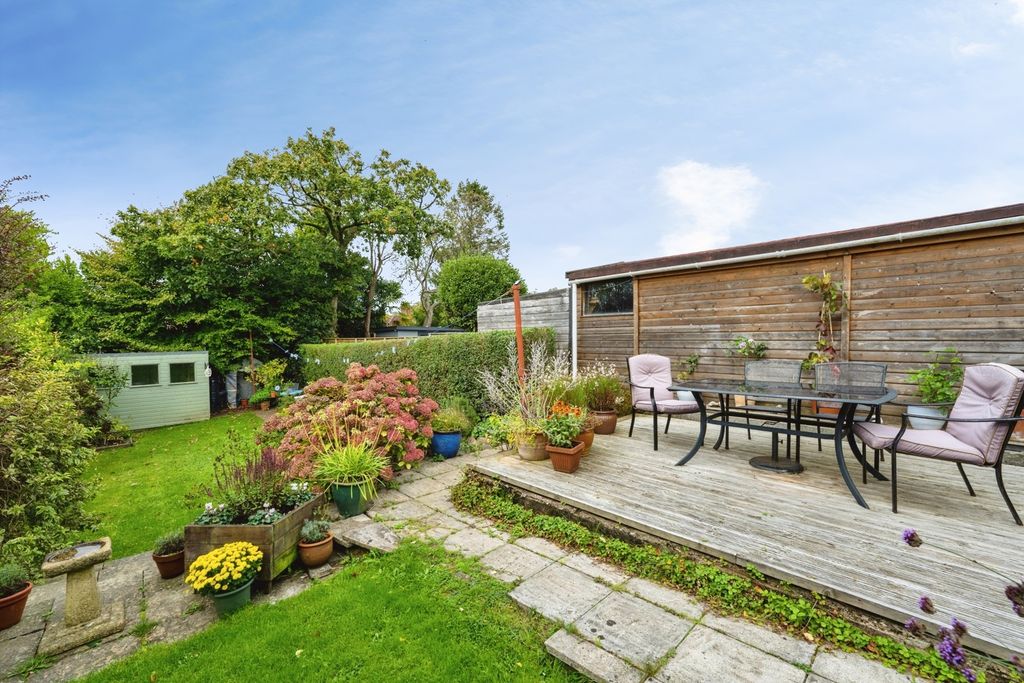 Property photo 2 of 17 Pbox-Img.Jpg