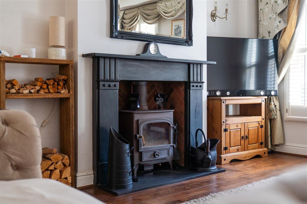 Property photo 3 of 46 Open Plan-6.Jpg