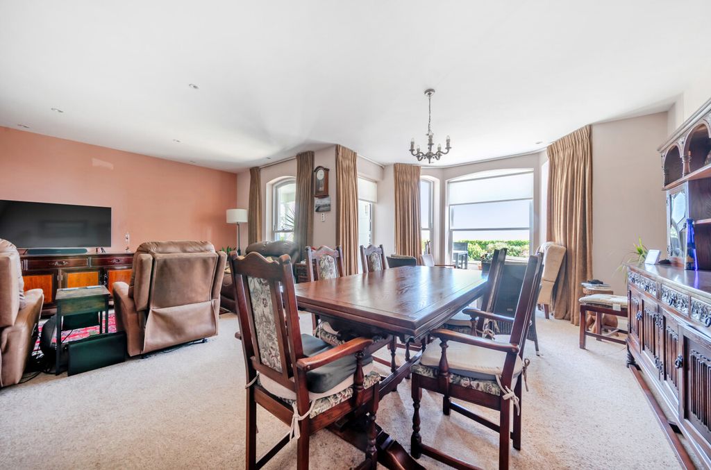 Additional image 3 of 2 bed flat for saleMarine Parade, Worthing, West Sussex BN11