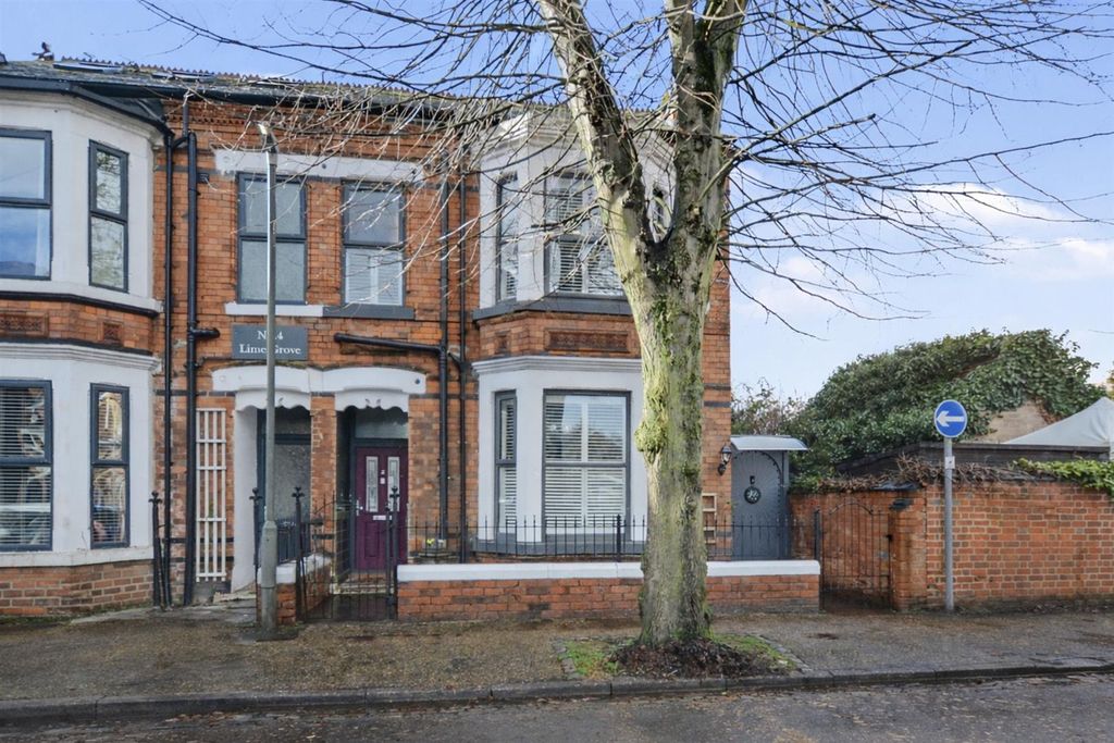 Property photo 1 of 26