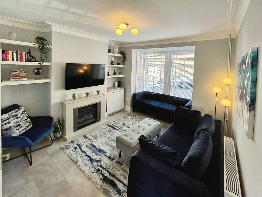 Property photo 2 of 14
