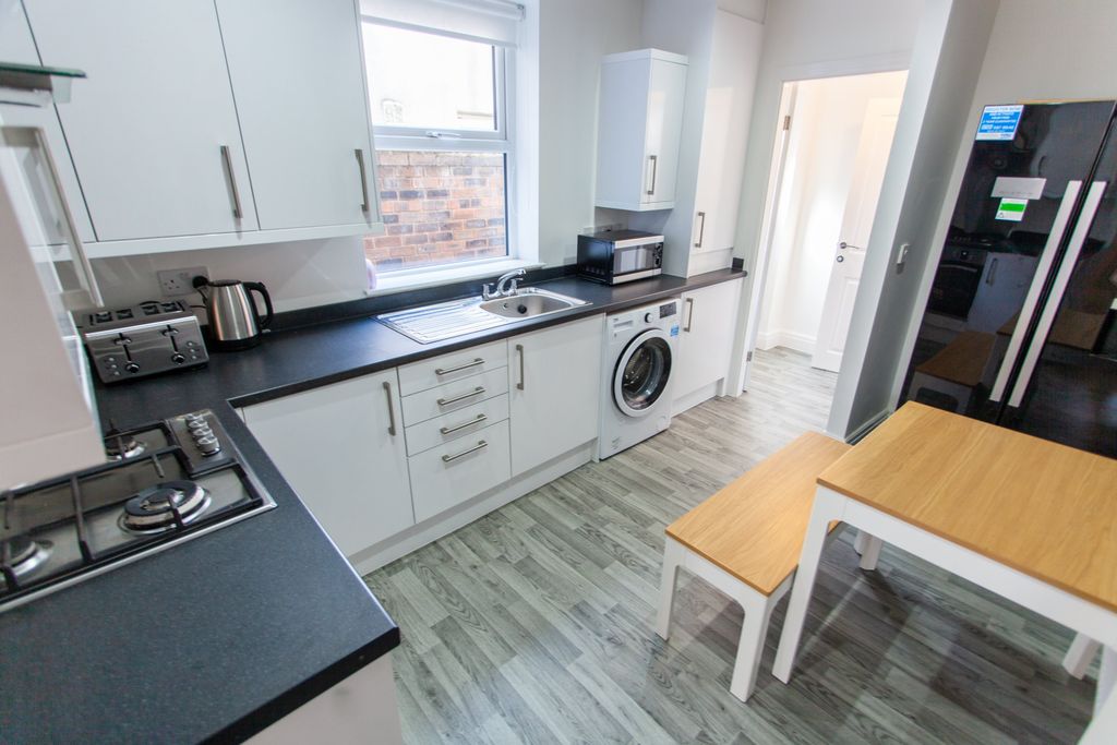 Property photo 3 of 12 Img_8506