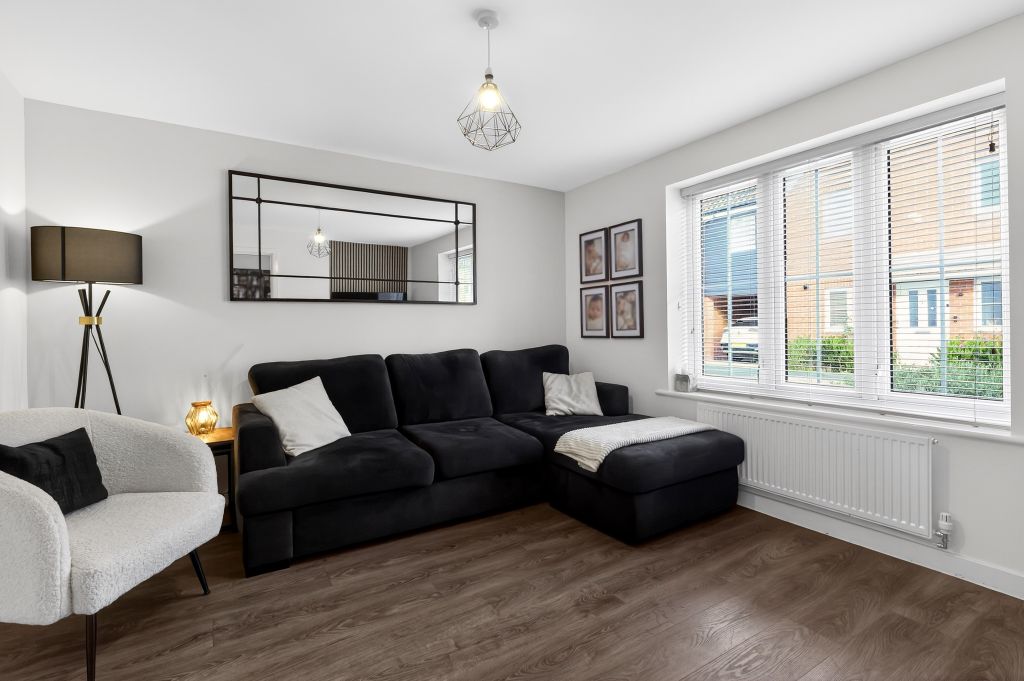 Property photo 3 of 24