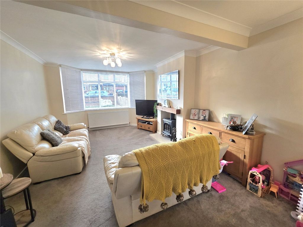 Property photo 3 of 16 Picture No. 06