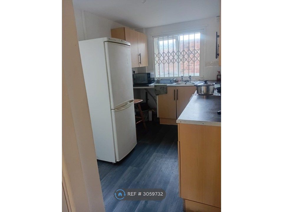 Property photo 2 of 7