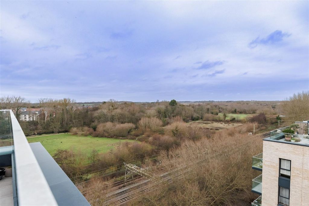 Additional image 16 of 2 bed flat for saleGodfrey House, Edinburgh Gate, Harlow CM20