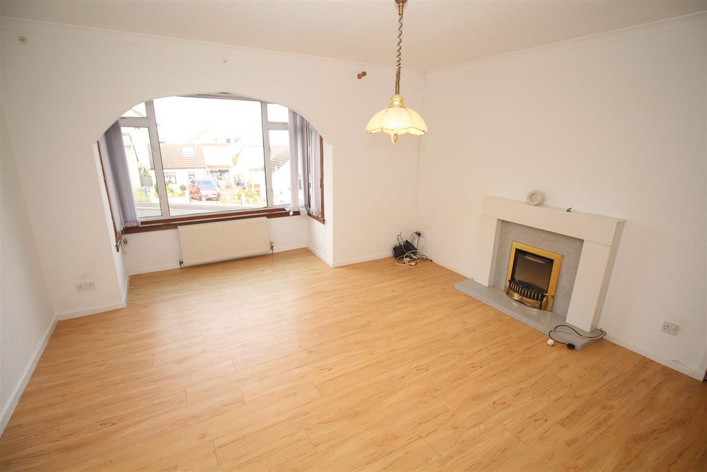 Property photo 2 of 13 Img_8133.Jpg