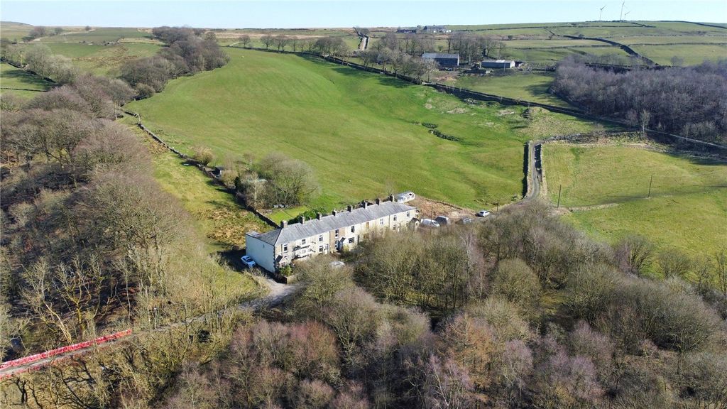 Property photo 1 of 22 Scenic Spot!