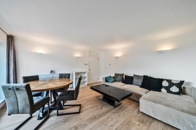 Property photo 1 of 19 Reception Room