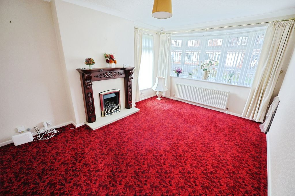 Property photo 3 of 16 Pbox-Img.Jpg