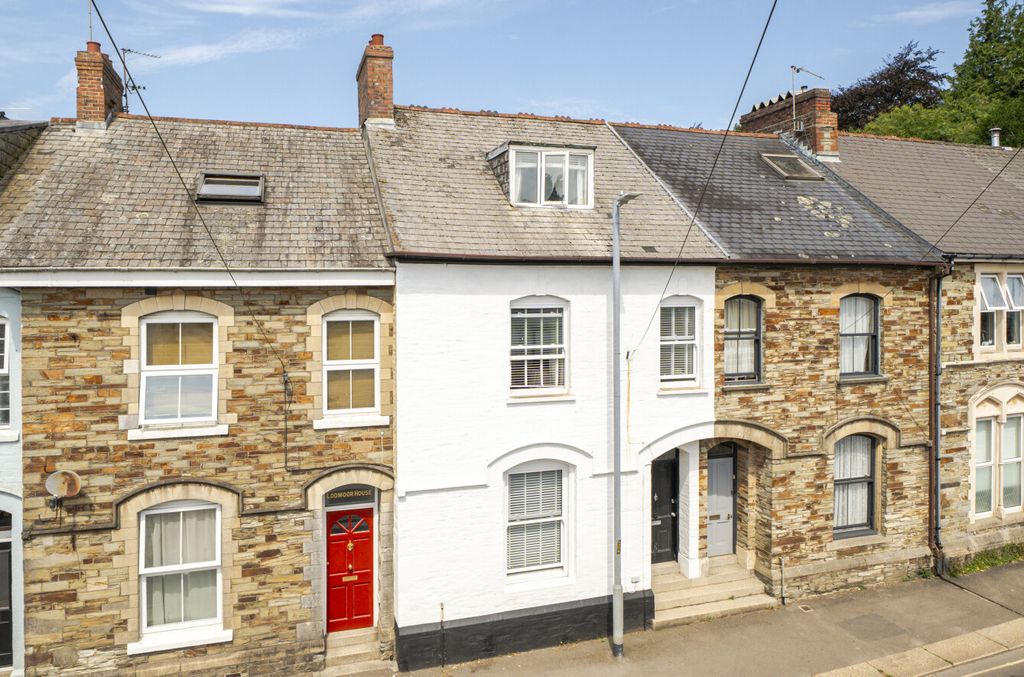 Property photo 1 of 20 1488033-2-6A58F9A...