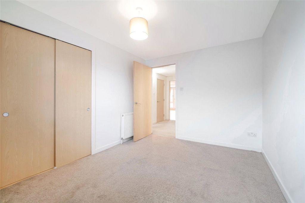 Additional image 16 of 2 bed flat for salePark Road, Hamilton, South Lanarkshire ML3