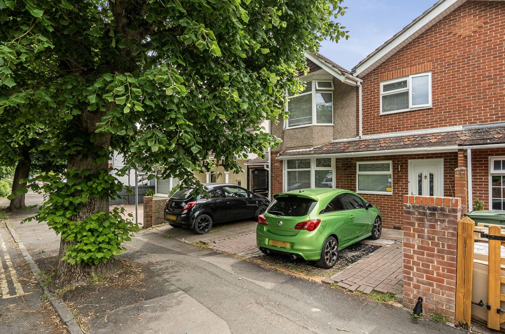 Property photo 1 of 12 14670144