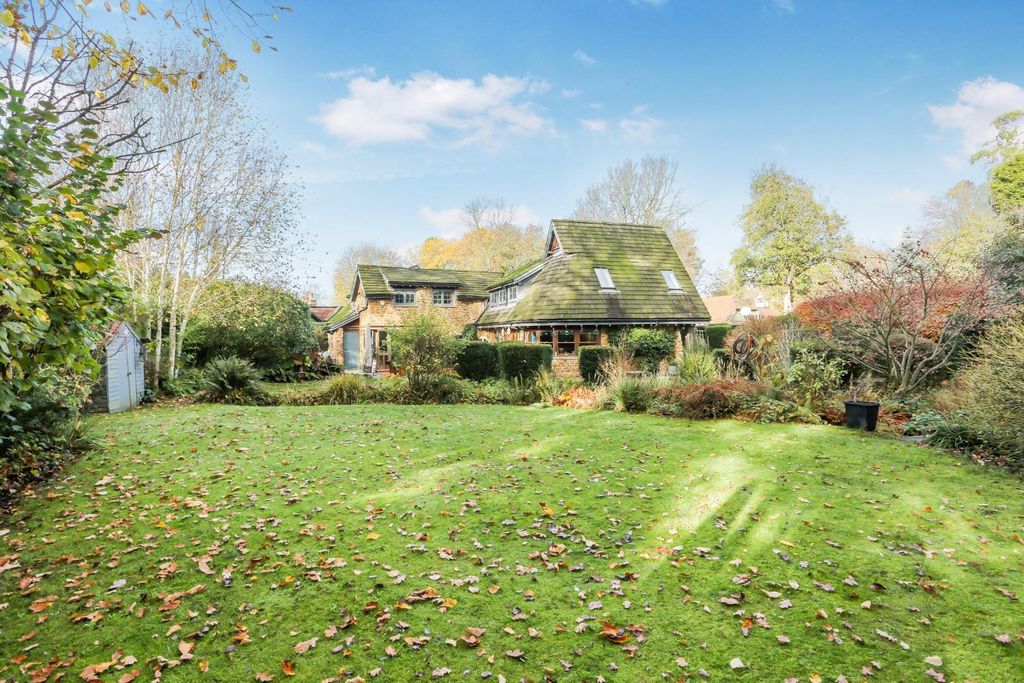 Property photo 3 of 88 1571161495 - 12.Jpg