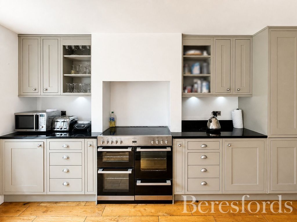 Property photo 3 of 13 Kitchen View 1