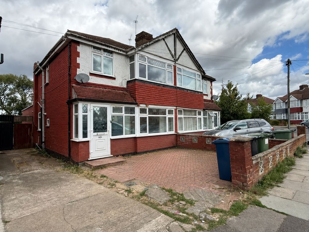 Property photo 1 of 13 3E7A4Fa2-E8A2-4Cf8-84Fb-10E23c2d111A