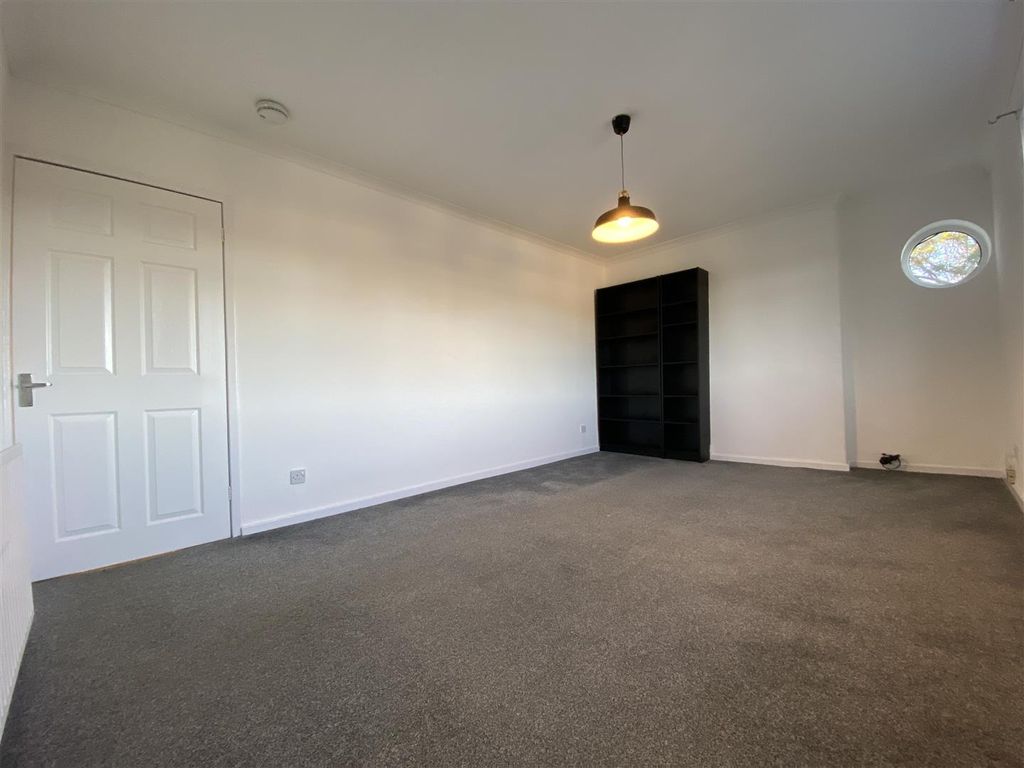 Additional image 4 of 3 bed flat to rentFirbank Road, Perth PH1