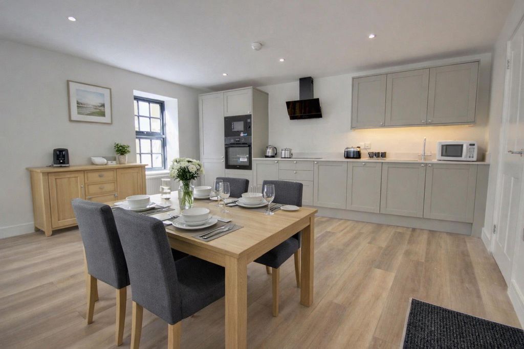 Property photo 3 of 11 Bake House 2.Jpeg