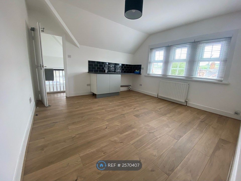 Property photo 1 of 6 Open Plan Living Room