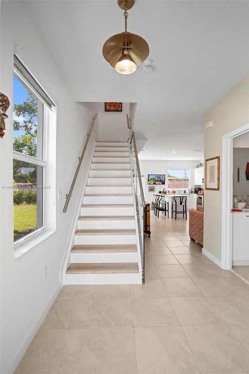 Property photo 3 of 49 <Alttext/>