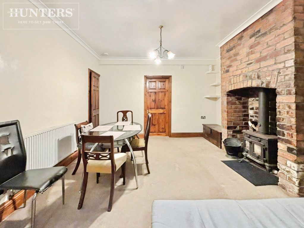 Property photo 2 of 21 Pbox-Img.Jpg