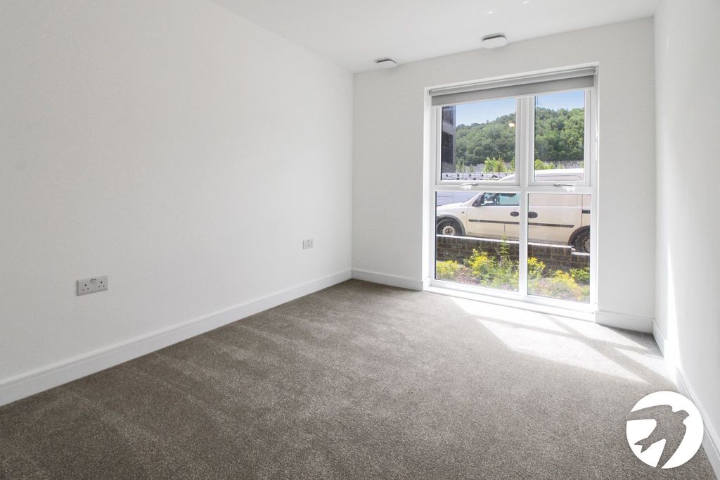 Property photo 3 of 6 Picture No. 05