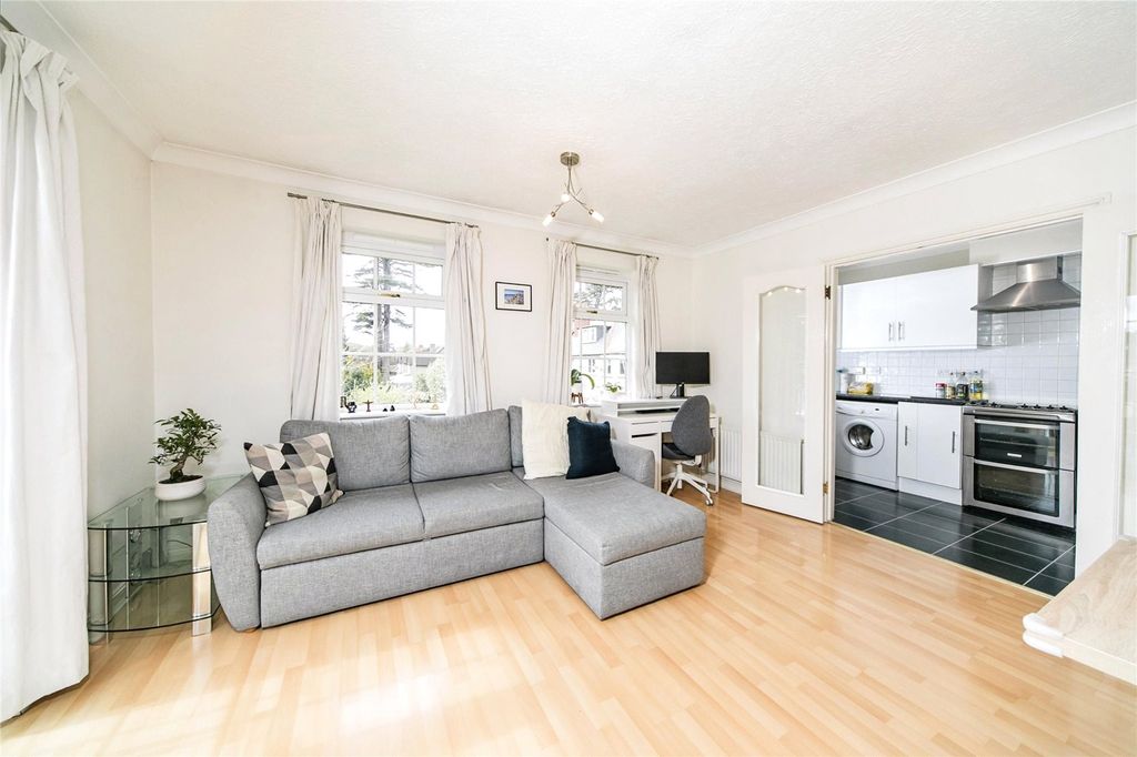 Property photo 2 of 14 Picture No. 68