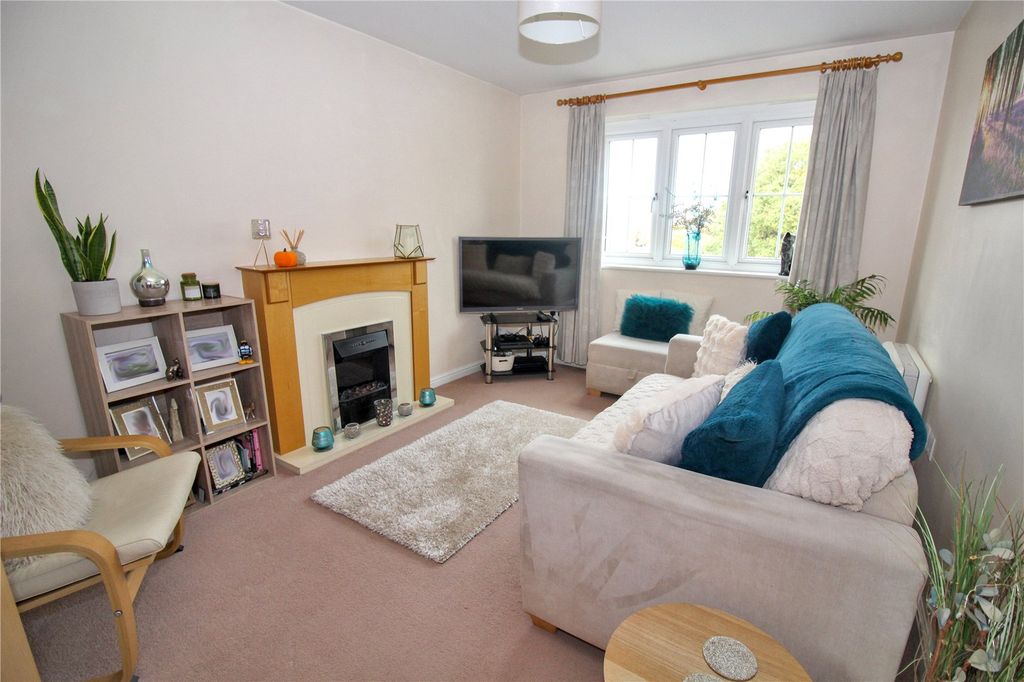 Property photo 2 of 10 Picture No. 02