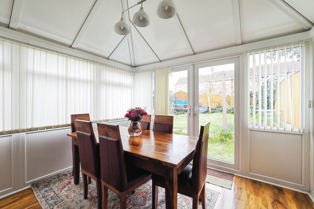 Property photo 3 of 25 Pbox-Img.Jpg