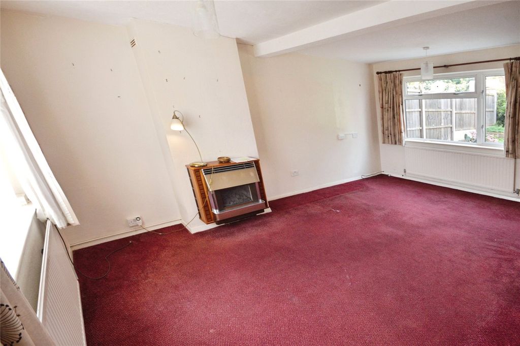 Property photo 2 of 13 Picture No. 16