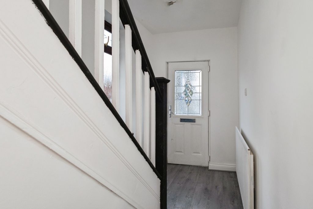 Property photo 2 of 20 Pbox-Img.Jpg