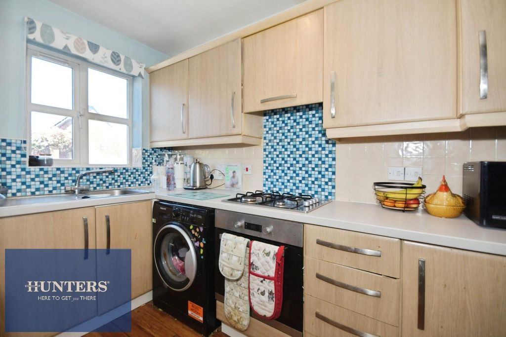 Property photo 3 of 13 Kitchen.Jpg