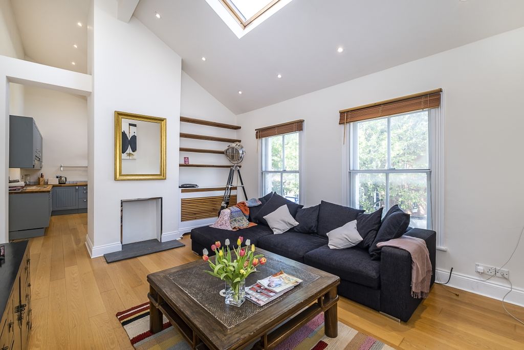 Property photo 1 of 13 2-107A-Wandsworth...