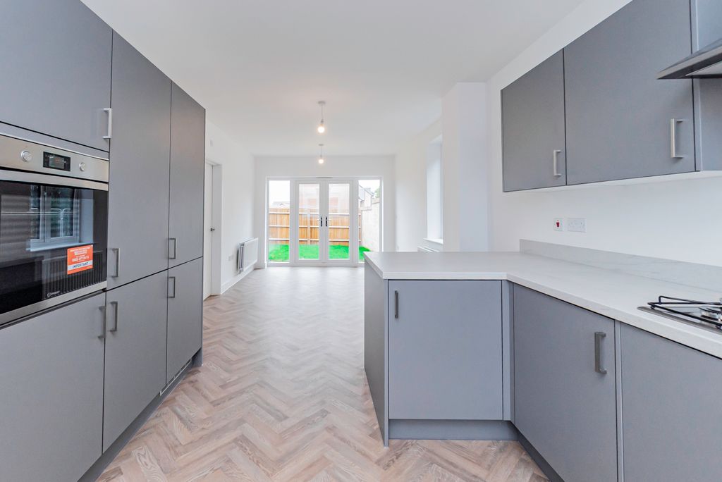 Property photo 1 of 27 Photo