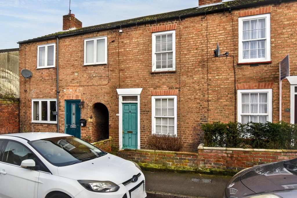 Property photo 1 of 13